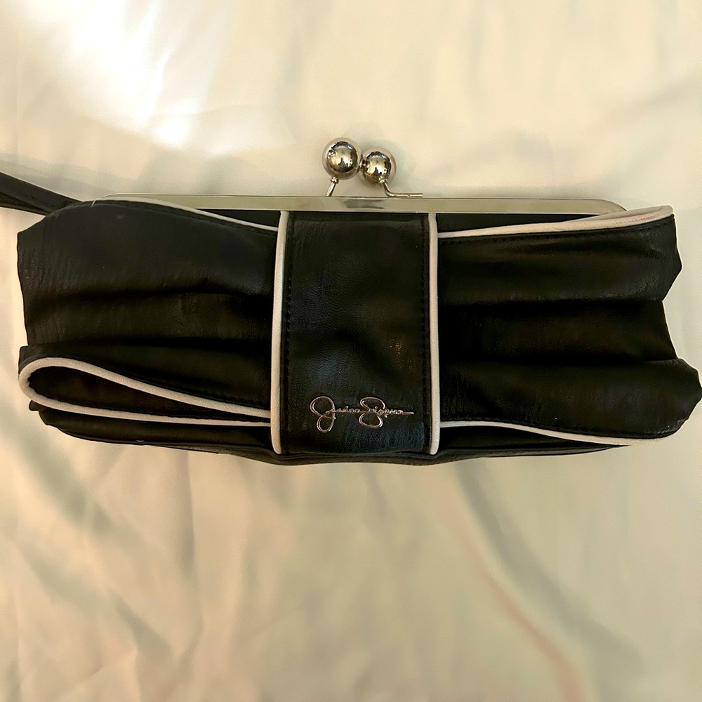 Jessica Simpson Kiss Lock Clutch black w white inside card holder, key fob